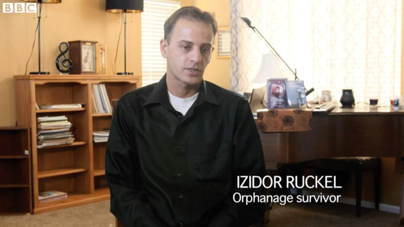Izidor interviewed in BBC video