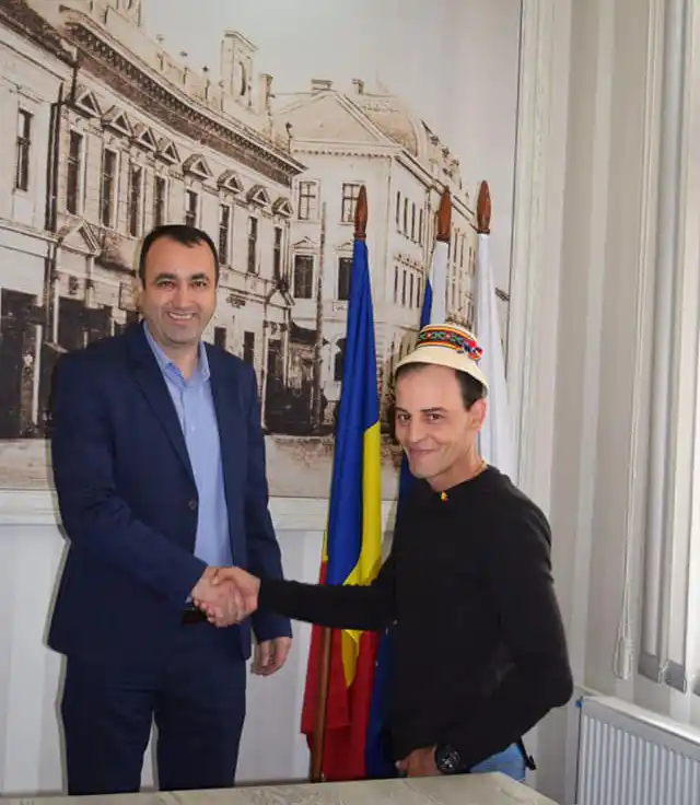 Mayor Moldovan and Izidor